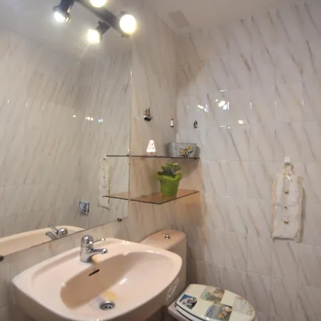 Rnet - Pep Ventura Apartment